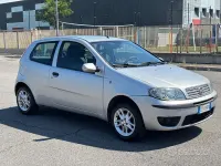 Usata Fiat Punto Active 60 CV (44 kW) 2010 Grigio Utilitaria