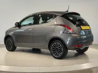 Usata Lancia Ypsilon 69 CV (50 kW) 2022 Grigio Utilitaria