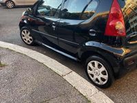 Usata Peugeot 107 Active 68 CV (50 kW) 2010 Nero Utilitaria