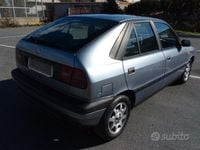 Usata Lancia Delta 74 CV (54 kW) 1993 Grigio Utilitaria