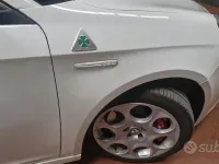 Usata Alfa Romeo Giulietta Quadrifoglio Verde 235 CV (172 kW) 2013 Bianco Utilitaria