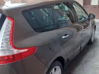 Usata Renault Scenic E-Tech 115 CV (84 kW) 2010 Marrone Berlina