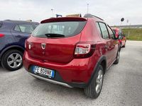 Usata Dacia Sandero Stepway 90 CV (66 kW) 2016 Rosso Berlina