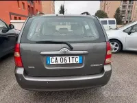 Usata Toyota Corolla 90 CV (66 kW) 2002 Grigio Station wagon