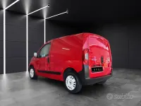 Usata Fiat Fiorino 75 CV (55 kW) 2011 Rosso Monovolume