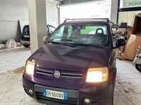 Nuova Alfa Romeo Junior Edizione Speciale 136 CV (100 kW) 2025 Nero metallizzato SUV