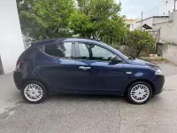 Usata Lancia Ypsilon Silver 69 CV (50 kW) 2017 Blu Utilitaria