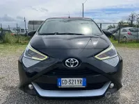 Usata Toyota Aygo Connect Style 72 CV (52 kW) 2021 Nero Utilitaria