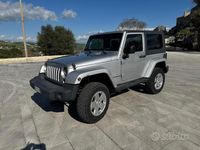 Usata Jeep Wrangler 2010 Grigio SUV