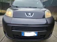 Usata Peugeot Bipper Outdoor 75 CV (55 kW) 2011 Nero(met.) Monovolume