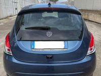 Usata Lancia Ypsilon S 69 CV (50 kW) 2024 Blu/azzurro Utilitaria