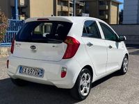 Usata Kia Picanto 69 CV (50 kW) 2014 Bianco Utilitaria