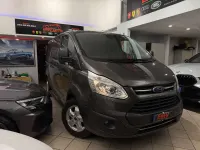 Usata Ford Tourneo Titanium 170 CV (125 kW) 2017 Grigio Furgone