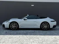 Usata Porsche 992 394 CV (289 kW) 2024 Bianco Cabrio