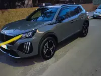Usata Peugeot 2008 101 CV (74 kW) 2023 Grigio SUV