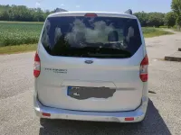 Usata Ford Tourneo Courier Titanium 75 CV (55 kW) 2018 Argento Monovolume