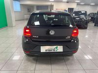Usata VW Polo Trendline 75 CV (55 kW) 2017 Grigio Berlina