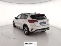 Usata Ford Focus Active X 116 CV (85 kW) 2023 Grigio metallizzato Berlina