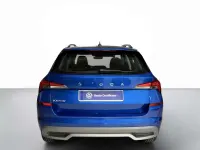 Usata Skoda Kamiq Ambition 95 CV (69 kW) 2023 Blu race metallizzato SUV