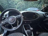 Usata Toyota Aygo X Trend 72 CV (52 kW) 2024 Verde SUV