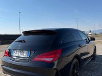 Usata Mercedes CLA200 Premium 135 CV (99 kW) 2015 Nero Station wagon