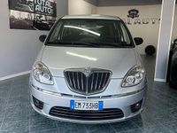 Usata Lancia Musa 95 CV (69 kW) 2012 Argento Monovolume