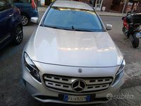 Usata Mercedes GLA180 122 CV (89 kW) 2018 Grigio SUV