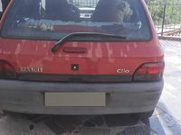 Usata Renault Clio 58 CV (42 kW) 1997 Rosso Utilitaria
