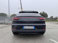 Usata Porsche Cayenne Coupe 340 CV (250 kW) 2021 Blu/azzurro Coupé
