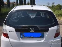 Usata Honda Jazz 90 CV (66 kW) 2010 Bianco Utilitaria