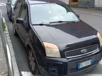 Usata Ford Fusion Collection 90 CV (66 kW) 2006 Nero Utilitaria