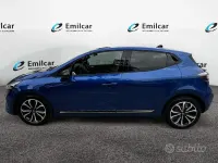 Usata Renault Clio V Techno 91 CV (66 kW) 2025 Bluazzurro Berlina