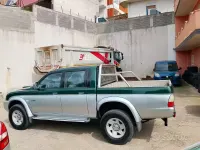 Usata Mitsubishi L200 116 CV (85 kW) 2004 Verde Pick-up