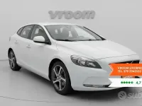 Usata Volvo V40 Business Edition 120 CV (88 kW) 2016 Bianco Berlina