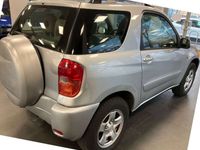 Usata Toyota RAV4 150 CV (110 kW) 2001 Argento SUV