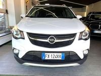 Usata Opel Karl Rocks 73 CV (53 kW) 2019 Bianco Utilitaria