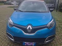 Usado Renault Captur Intens 90 CV (66 kW) 2018 Azul SUV