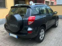Usado Toyota RAV4 Luxury 152 CV (111 kW) 2007 Gris SUV