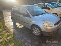 Usata Ford Fiesta 2004 Grigio Utilitaria