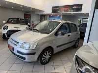 Usata Hyundai Getz Style 63 CV (46 kW) 2004 Grigio Utilitaria