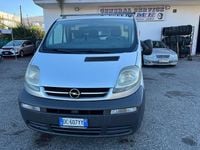 Usata Opel Vivaro 100 CV (73 kW) 2006 Grigio Monovolume