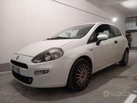 Usata Fiat Punto 75 CV (55 kW) 2014 Bianco Utilitaria