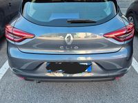 Usata Renault Clio V 101 CV (74 kW) 2021 Grigio Utilitaria