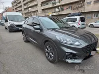 Usata Ford Kuga 120 CV (88 kW) 2022 Grigio SUV