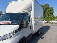Usata Iveco Daily 136 CV (100 kW) 2022 Bianco Furgone