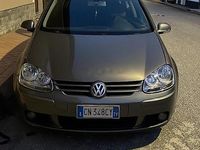 Usata VW Golf V 2004 Grigio Utilitaria