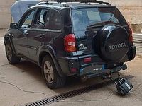 Usata Toyota RAV4 116 CV (85 kW) 2004 Nero SUV