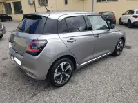 Usata Suzuki Swift 83 CV (61 kW) 2024 Argento new york Berlina