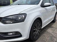 Usata VW Polo Trendline 59 CV (43 kW) 2015 Bianco Berlina