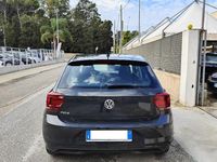 Usata VW Polo Trendline 80 CV (58 kW) 2018 Grigio Berlina